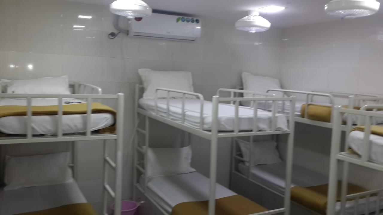 孟买 星辰旅馆旅舍 外观 照片
