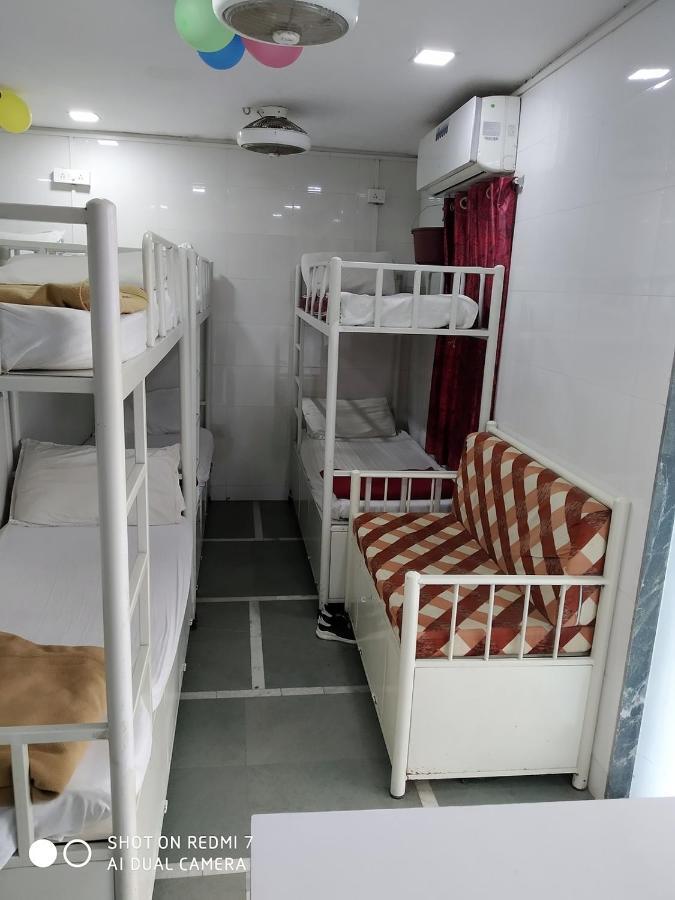 孟买 星辰旅馆旅舍 外观 照片
