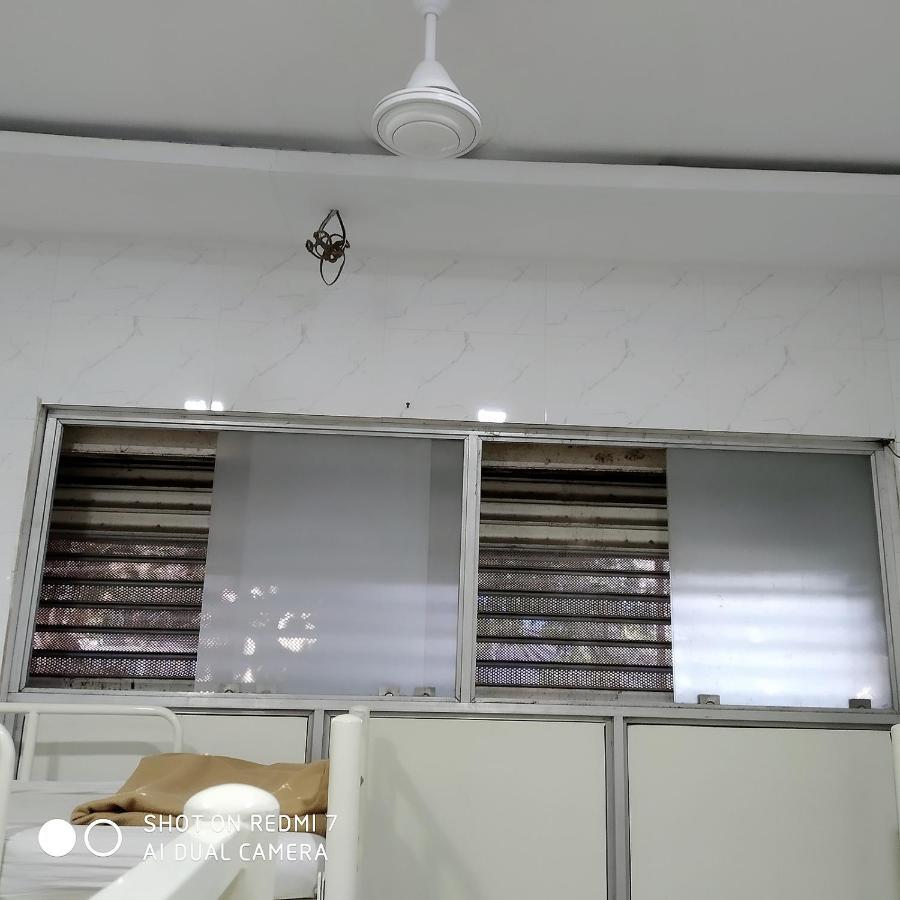 孟买 星辰旅馆旅舍 外观 照片